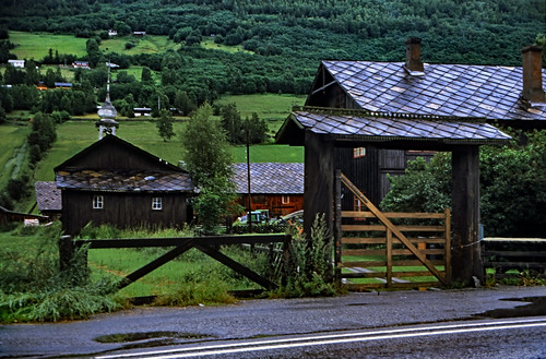 Norwegen 1998 (762 Gudbrandsdalen • <a style="font-size:0.8em;" href="http://www.flickr.com/photos/69570948@N04/50558258697/" target="_blank">Auf Flickr ansehen</a>