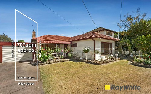 37 Riley St, Oakleigh South VIC 3167