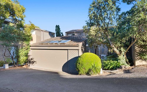 12/18 Peter St, Doncaster East VIC 3109