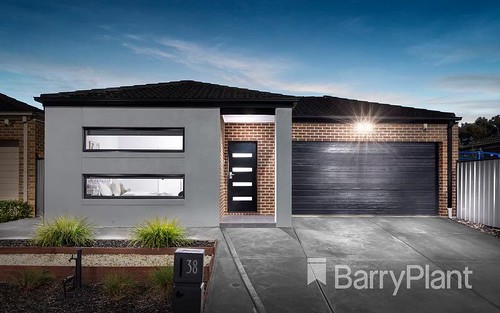 38 Donnelly Cct, South Morang VIC 3752