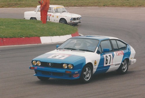 Andrew leads Jonathan Griffin at Mallory Park in 2000