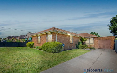 2 College Parade, Keilor East VIC