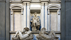 Michelangelo, Tomb of Giuliano de' Medici