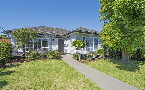 17 Cameron St, Airport West VIC 3042