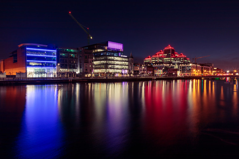 The South Quays, Dublin<br/>© <a href="https://flickr.com/people/46115723@N00" target="_blank" rel="nofollow">46115723@N00</a> (<a href="https://flickr.com/photo.gne?id=50744484322" target="_blank" rel="nofollow">Flickr</a>)