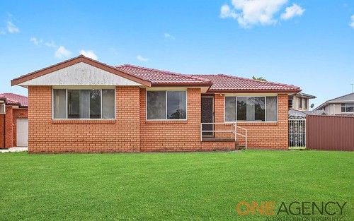 14 Comberford Cl, Prairiewood NSW 2176