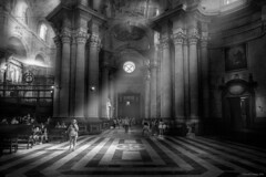 Dentro de la catedral - Inside the cathedral