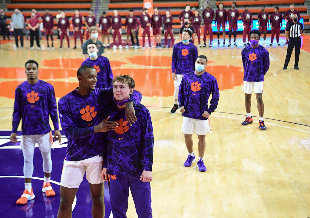 Clemson Basketball Photo of Aamir Simms and Florida State