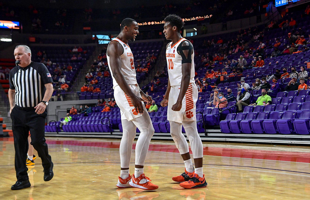 Clemson Basketball Photo of Aamir Simms and Olivier-Maxence Prosper and Syracuse