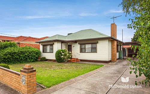 9 Highlawn Avenue, Airport West VIC