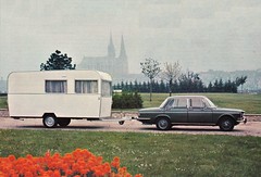 Postcard Simca 1301 Spécial + Caravane France-Confort 400GT Collection L'Auto-Journal 1972a