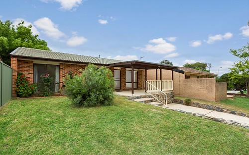 4 Sommers Street, Conder ACT