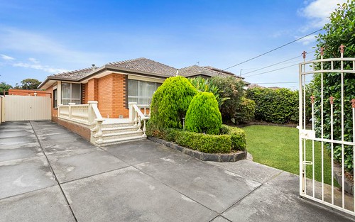 41 Tunaley Pde, Reservoir VIC 3073