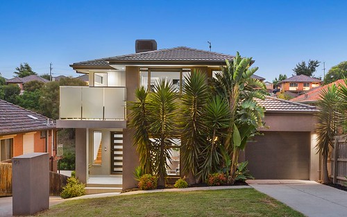 1/61 San Remo Drive, Avondale Heights VIC