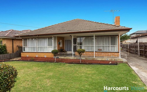 39 Medfield Ave, Avondale Heights VIC