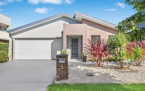 5 Octoman Street, Forde ACT
