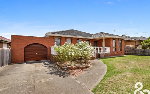 33 Tracey St, Reservoir VIC 3073