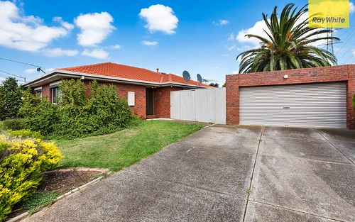95 Mulhall Dr, St Albans VIC 3021