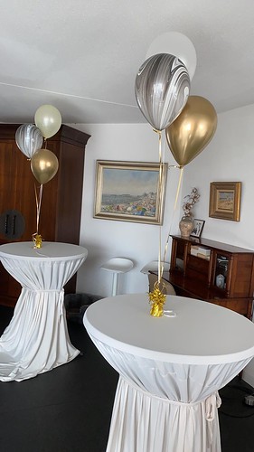 Tafeldecoratie 3ballonnen Marmer en Chrome Goud