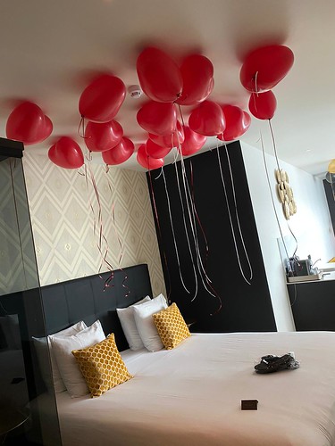 Helium Balloons Heart Shaped Balloons Anniversary Room 1604 The James Hotel Rotterdam