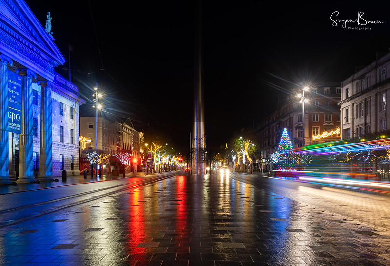 O'Connell Street Christmas<br/>© <a href="https://flickr.com/people/140878150@N06" target="_blank" rel="nofollow">140878150@N06</a> (<a href="https://flickr.com/photo.gne?id=51016833562" target="_blank" rel="nofollow">Flickr</a>)