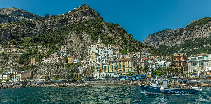 Amalfi Harbour on boat trip to see the coastline east and west from the sea, Campania, Italy.<br/>© <a href="https://flickr.com/people/144291588@N06" target="_blank" rel="nofollow">144291588@N06</a> (<a href="https://flickr.com/photo.gne?id=51018751322" target="_blank" rel="nofollow">Flickr</a>)