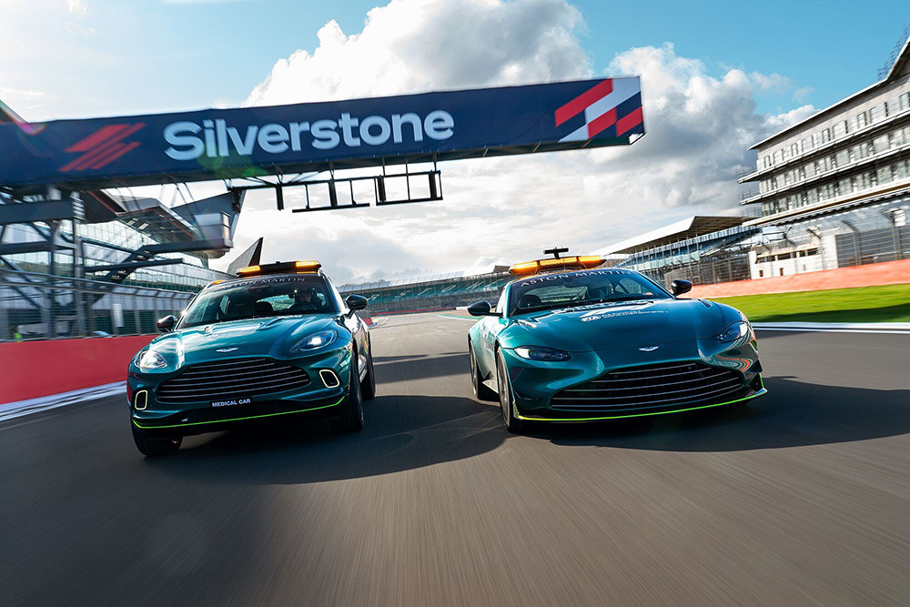 Aston Martin 210312-2