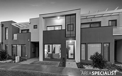 5 Armstrong Walk, Fraser Rise VIC