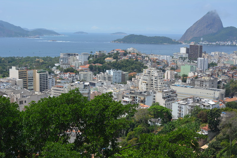 A view of Rio de Janeiro from Santa Teresa.<br/>© <a href="https://flickr.com/people/146372308@N06" target="_blank" rel="nofollow">146372308@N06</a> (<a href="https://flickr.com/photo.gne?id=51042785242" target="_blank" rel="nofollow">Flickr</a>)