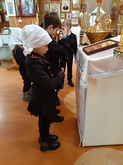 Дети в Троицком храме