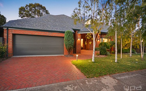 58 Manorvale Pde, Werribee VIC 3030