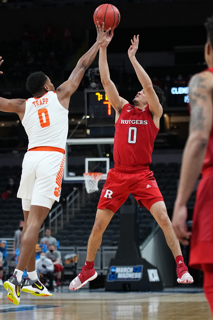 Clemson Basketball Photo of Clyde Trapp and rutgers