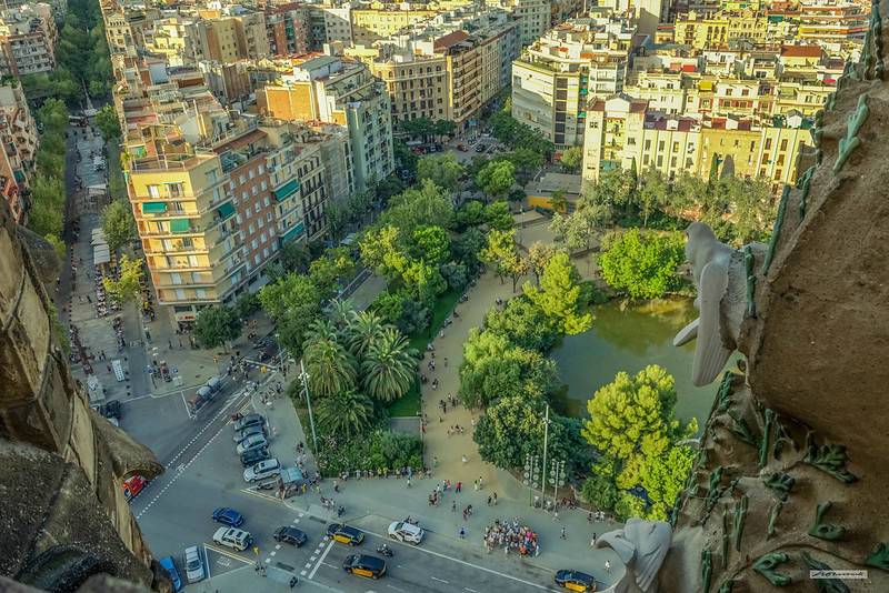 Looking down at the busy streets of Barcelona from the towers of the Sagrada Familia Cathedral.<br/>© <a href="https://flickr.com/people/144291588@N06" target="_blank" rel="nofollow">144291588@N06</a> (<a href="https://flickr.com/photo.gne?id=51068343616" target="_blank" rel="nofollow">Flickr</a>)
