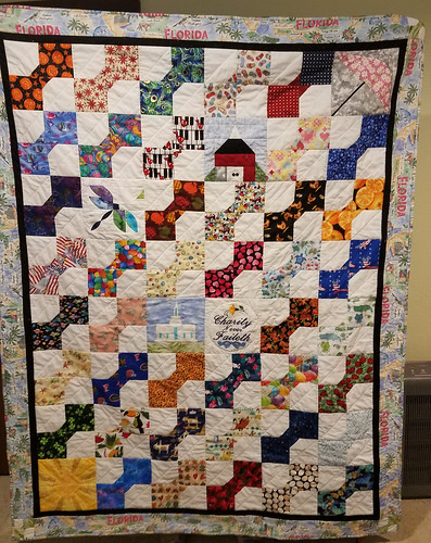 Bow Tie Quilt - Remember Florida by Lark Noll