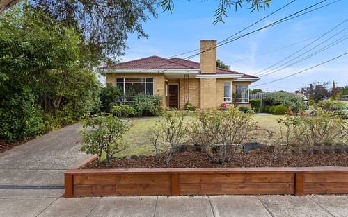 8 Greenview Ct, Bentleigh East VIC 3165