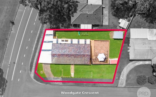 23 Woodgate Crescent, Cranebrook NSW