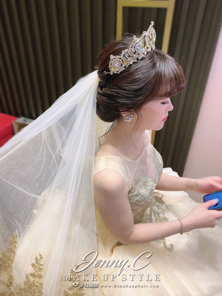 【新秘蓁妮】bride 佳琪 宴客造型 / 華麗公主,韓系甜美