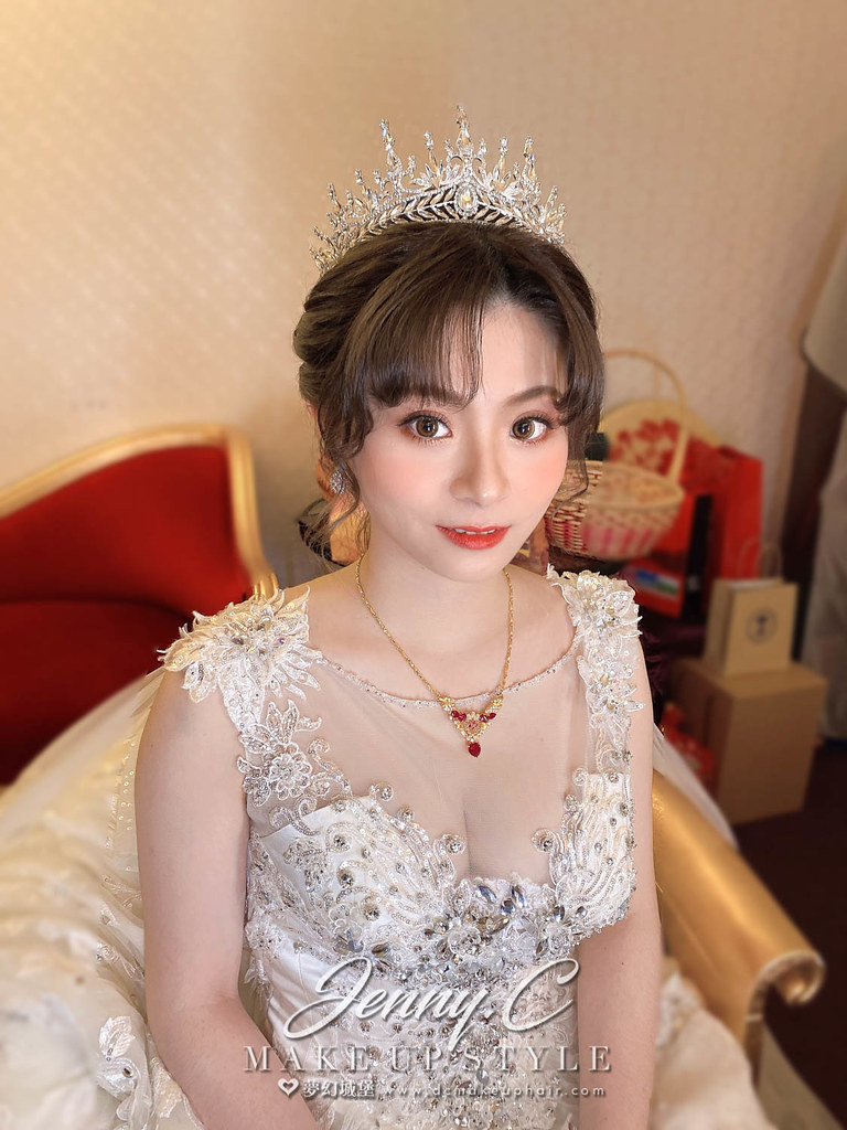 【新秘蓁妮】bride 逸華 訂結婚造型 / 龍鳳掛,甜美公主