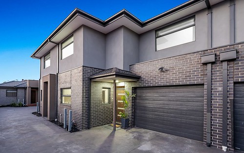 2/121 West St, Hadfield VIC 3046
