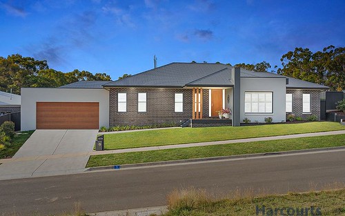 1 Lanah Place, Brown Hill VIC