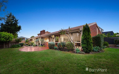 74 Winters Wy, Doncaster VIC 3108