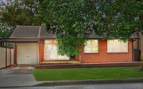 1A Barr St, Mortdale NSW 2223