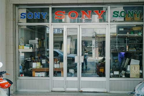巡遊日夜的光彩：Sony FE 24mm F2.8 G, 40mm F2.5 G, 50mm F2.5 G | 09