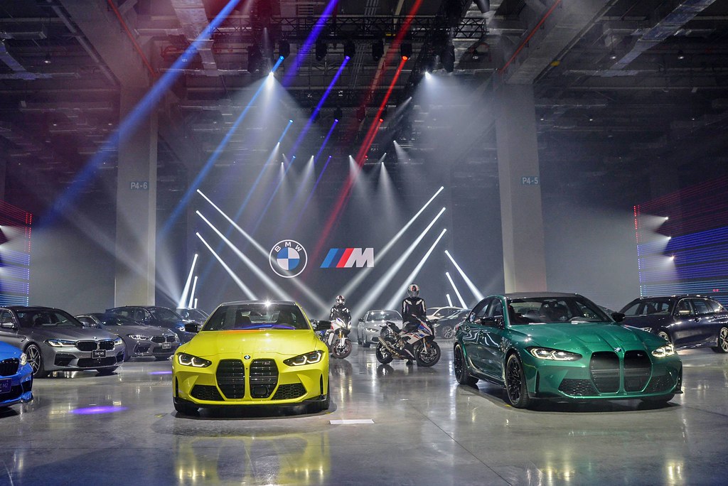 BMW 210429-2