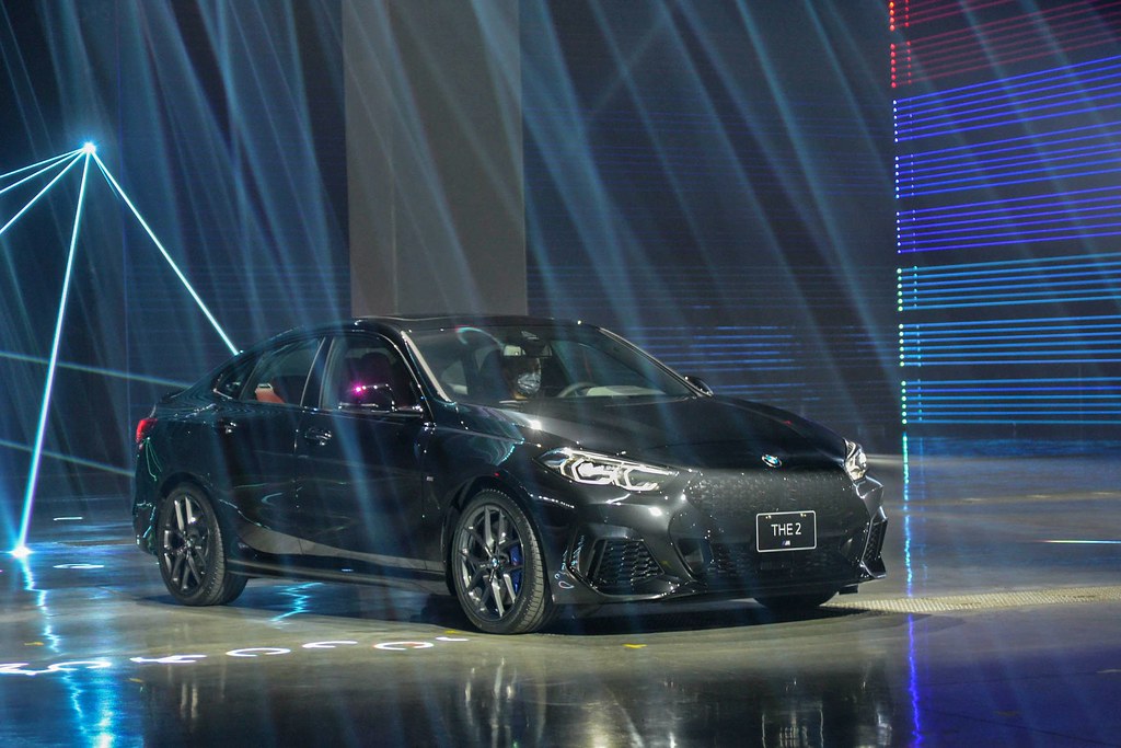 BMW 210429-45