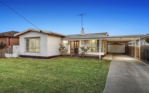 43 Middle St, Hadfield VIC 3046