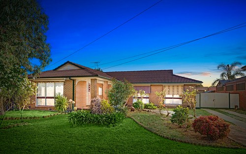 11 Strathmore Cr, Hoppers Crossing VIC 3029
