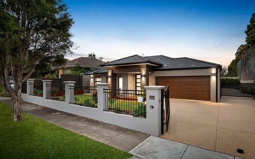 14 McGuinness Road, Bentleigh East VIC