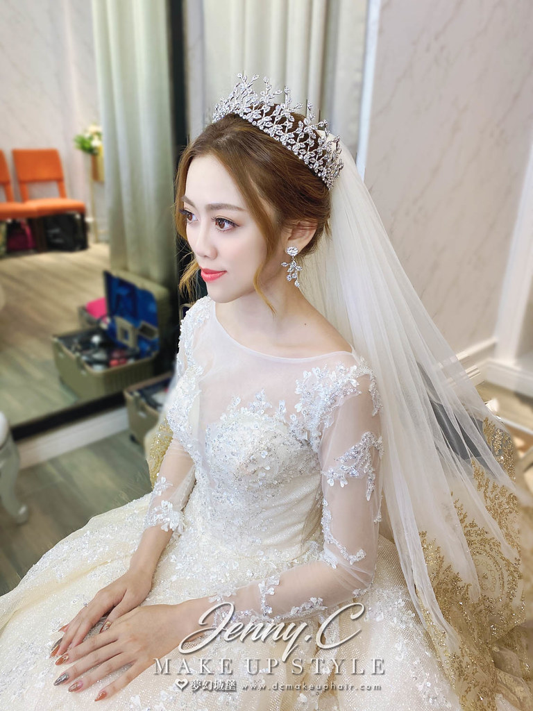 【新秘蓁妮】bride 知穎 訂結婚造型 / 韓系甜美,華麗公主