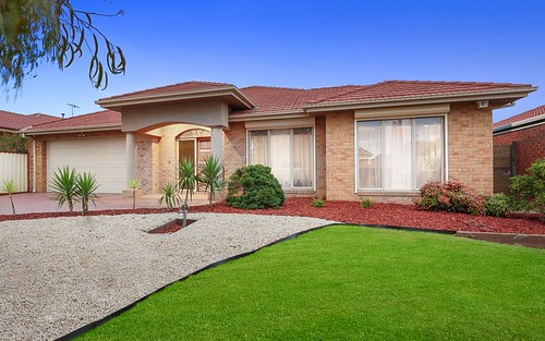 8 Cooks Wy, Taylors Hill VIC 3037